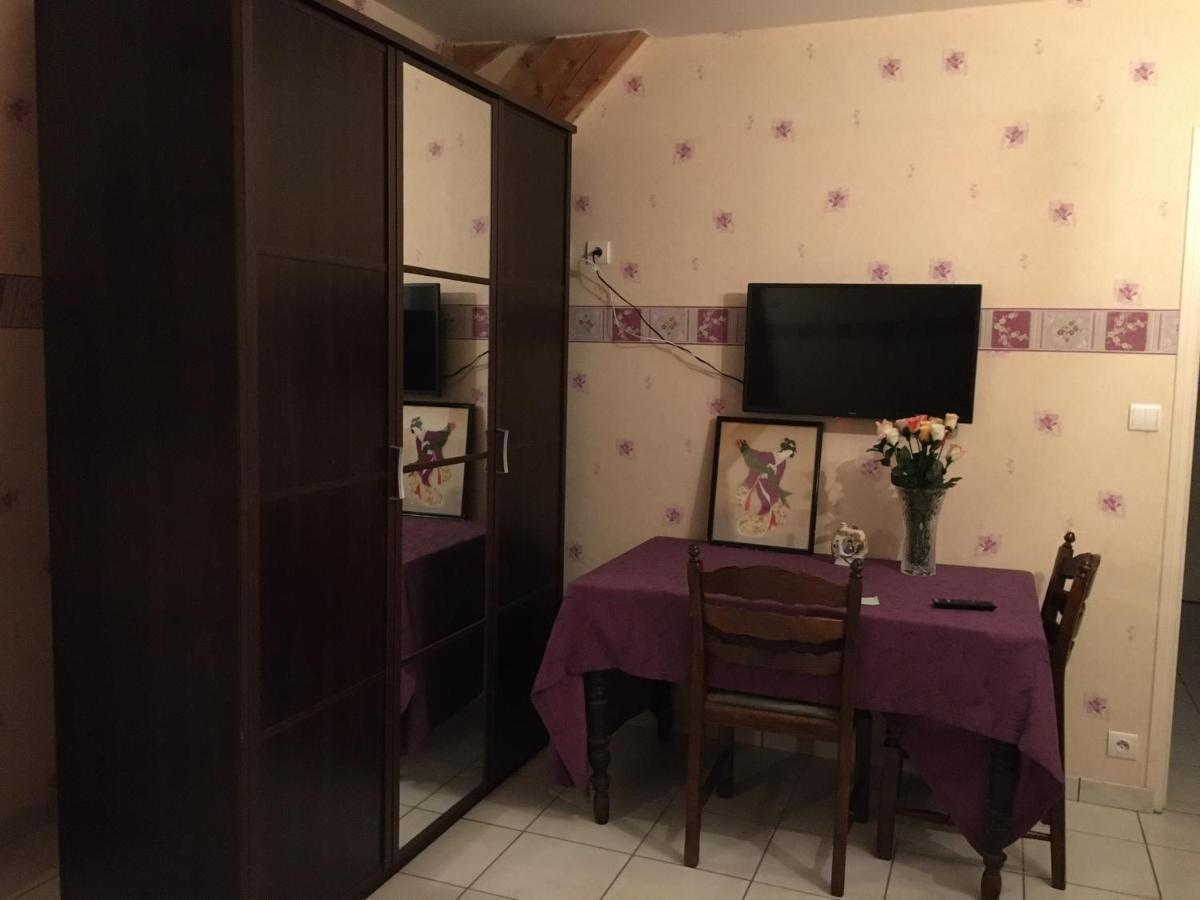 Orchidee Rose Bed & Breakfast จิเวต์ ภายนอก รูปภาพ